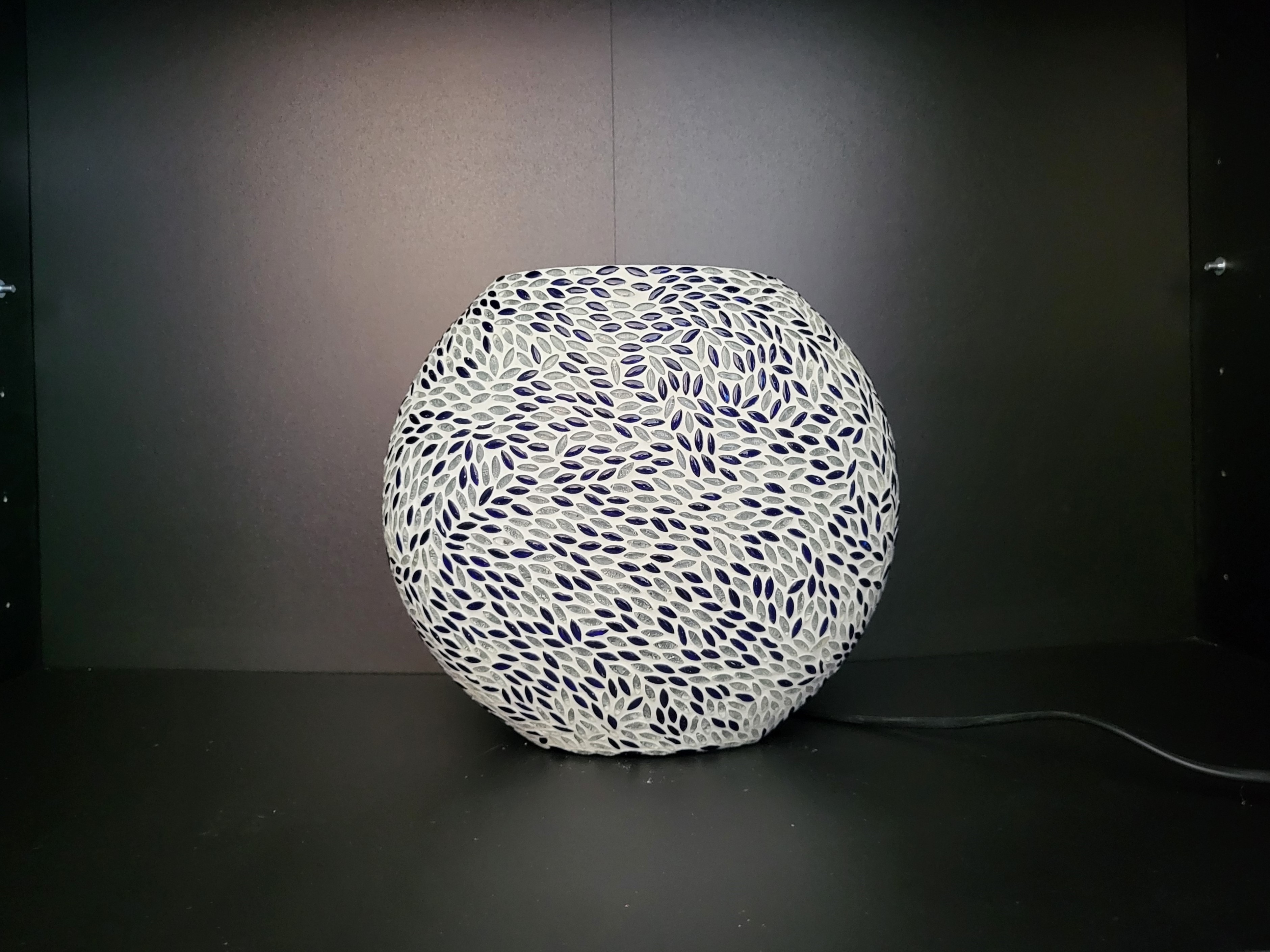 Purse_mosaic_lamp