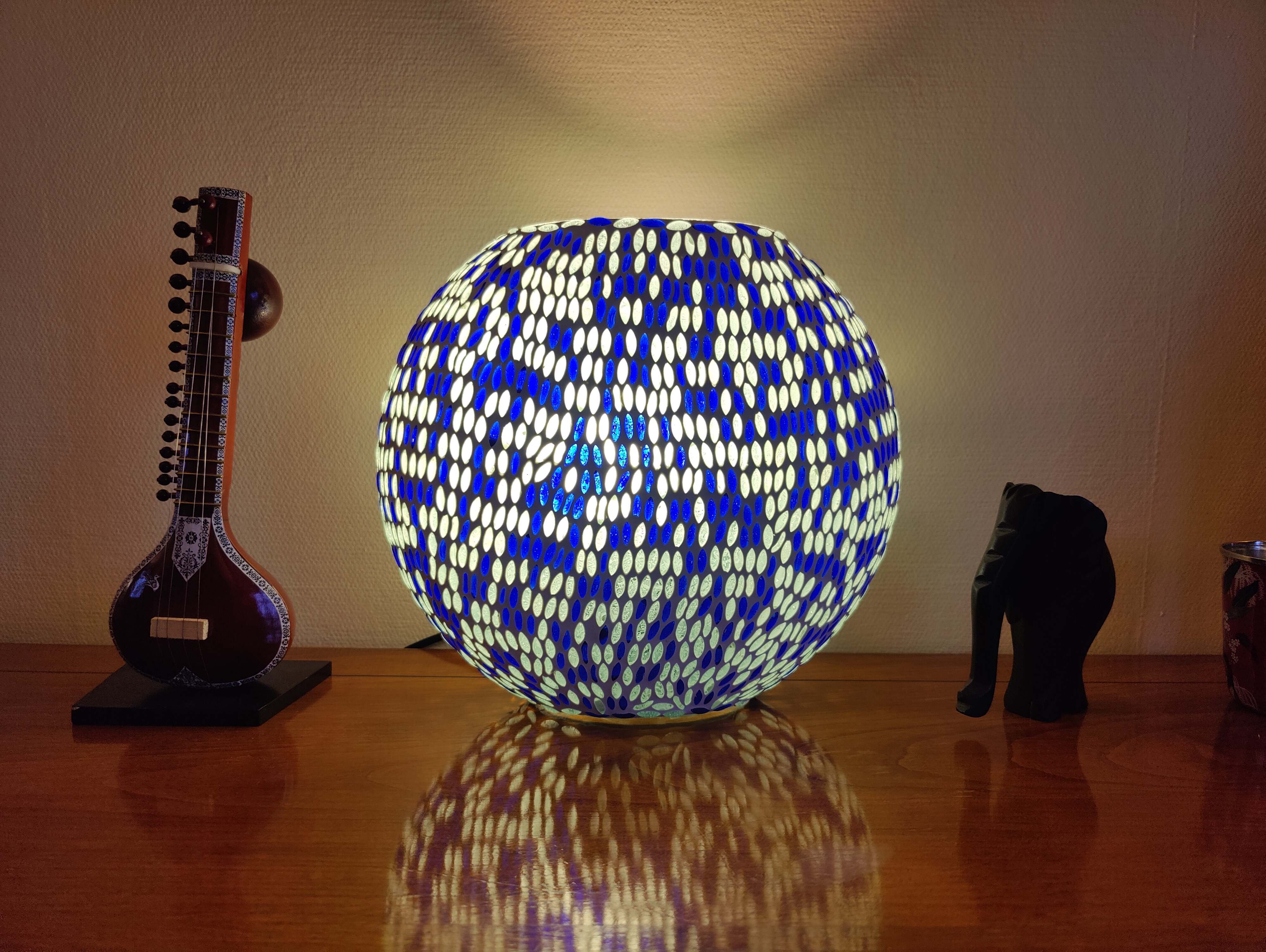 Purse_mosaic_lamp