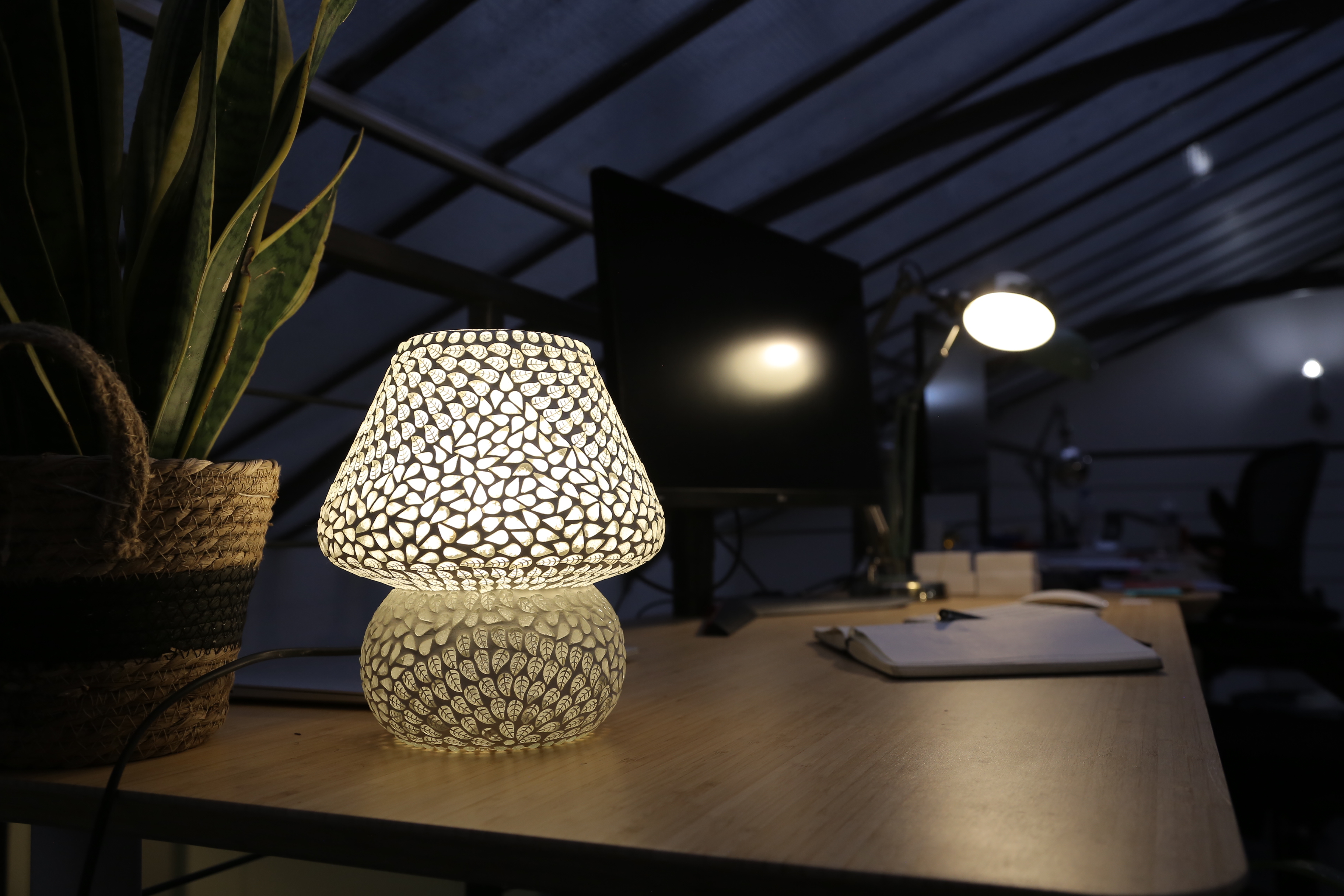 Mushroom_mosaic_lamp