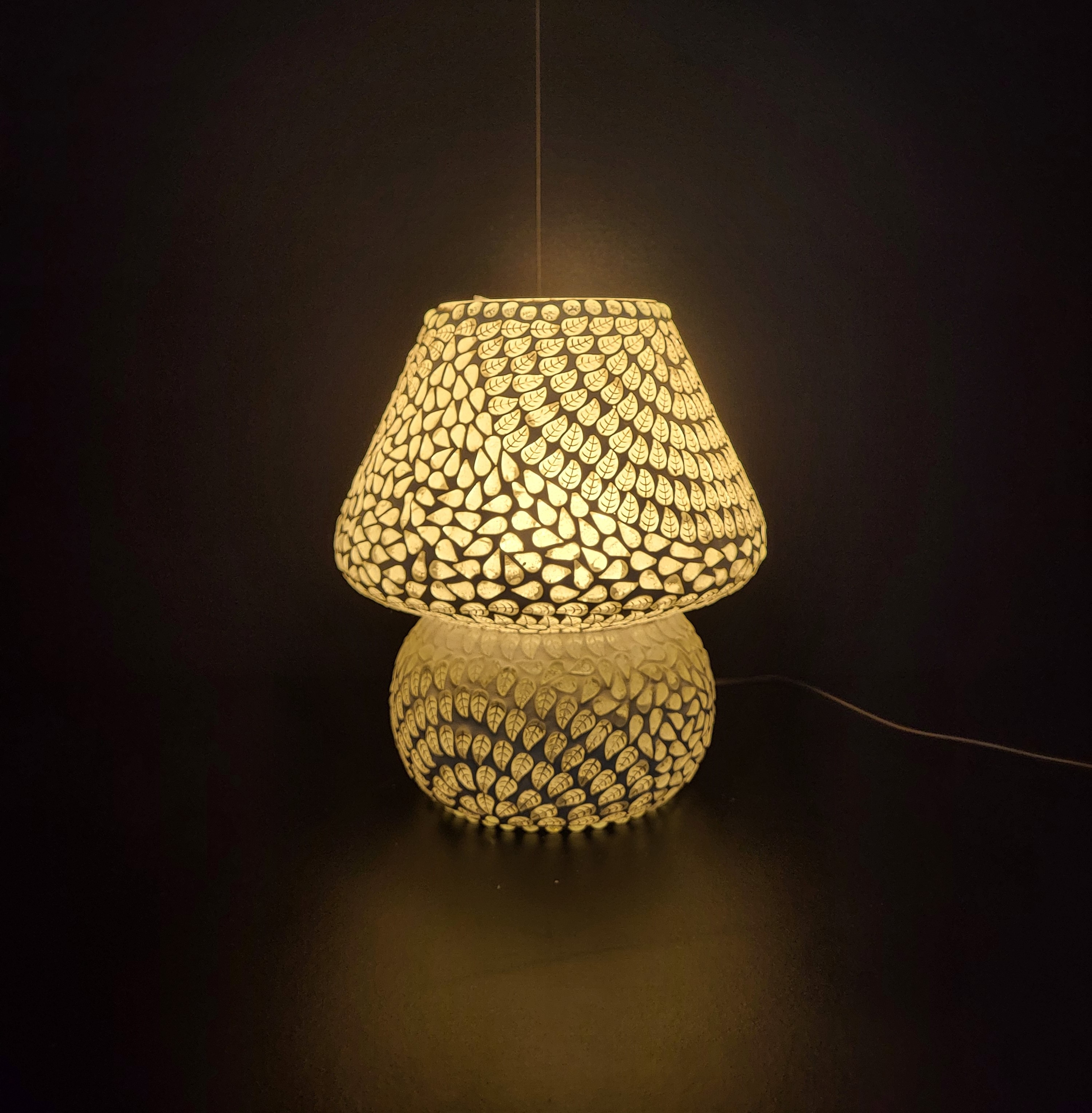 Mushroom_mosaic_lamp